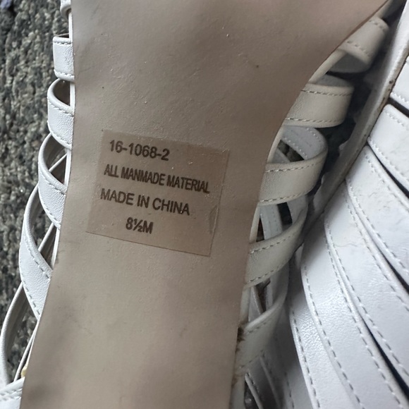 Women’s 8 1/2 ComfortView Brand Strappy Heels - Picture 6 of 8